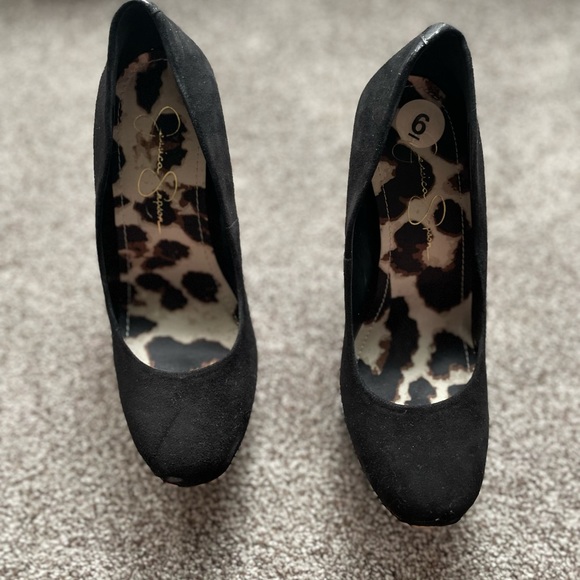 Jessica Simpson Platform Pumps - Picture 2 of 2